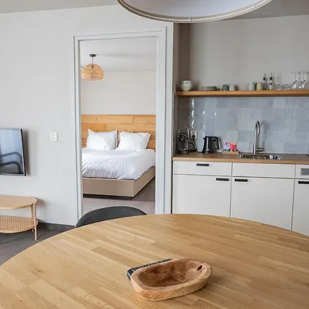 Strandhotel Camperduin 4* سكورل