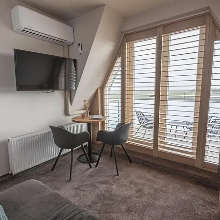 Strandhotel Camperduin Hotel 3*