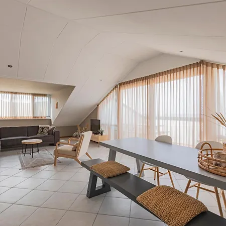 Strandhotel Camperduin Hotel 3*