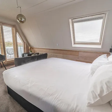 Strandhotel Camperduin 3*