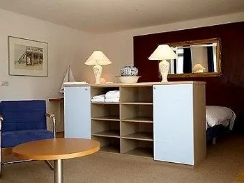 Strandhotel Camperduin Отель 4*