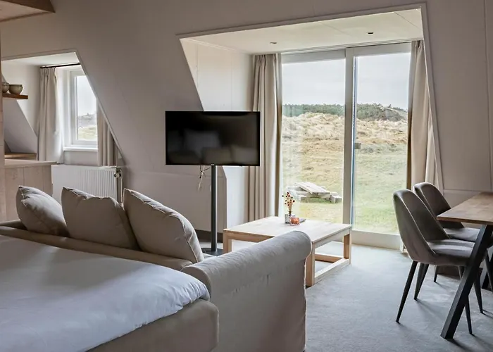 Strandhotel Camperduin מלון