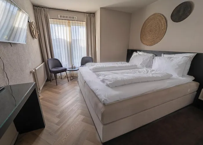 Strandhotel Camperduin מלון סחורל