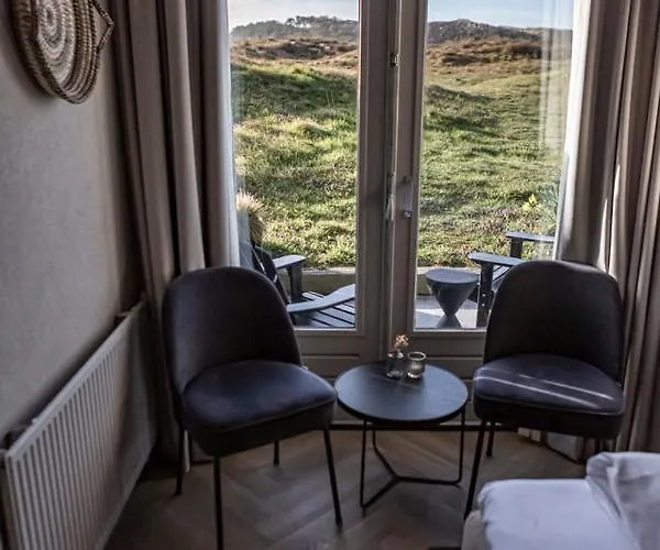 Strandhotel Camperduin מלון