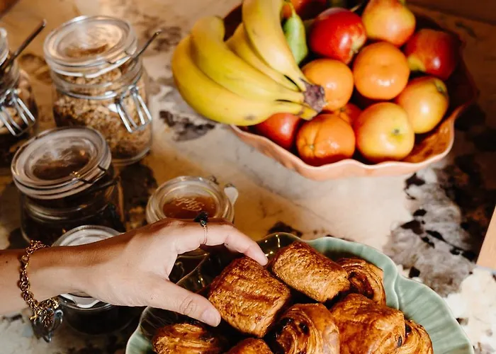 Strandhotel Camperduin 4* スコールル