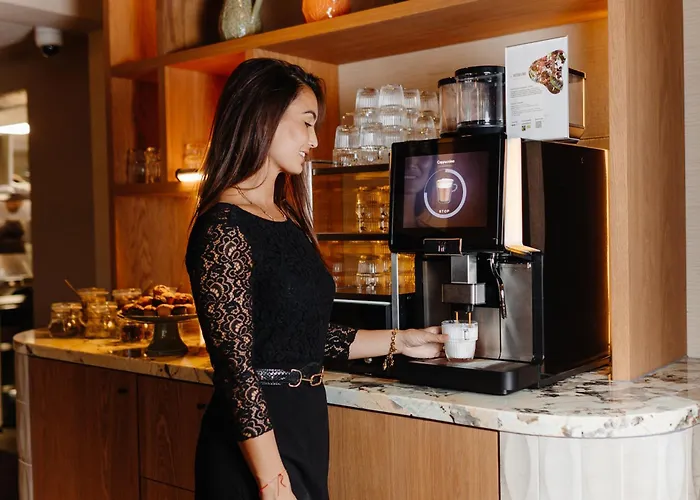 Strandhotel Camperduin ホテル スコールル