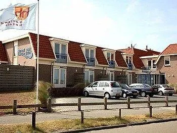 Strandhotel Camperduin ホテル