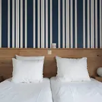 Hotel Strandhotel Camperduin 4*