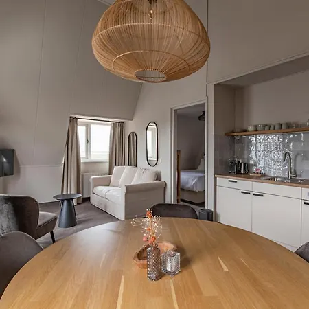 Strandhotel Camperduin 슐