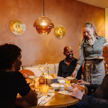 Strandhotel Camperduin 슐