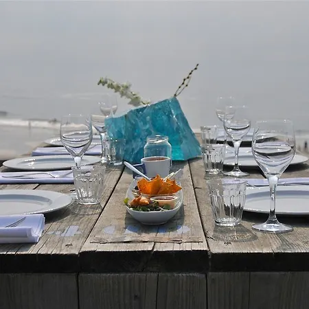 Strandhotel Camperduin 4* 슐