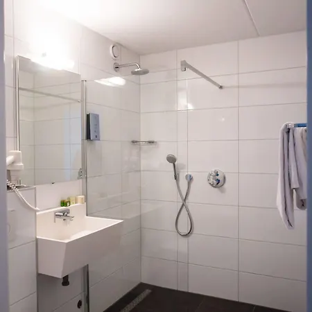 Strandhotel Camperduin 슐